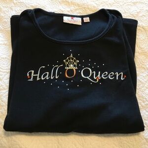 QF black short sleeve top with embroidered “Hallo-queen” (XL)